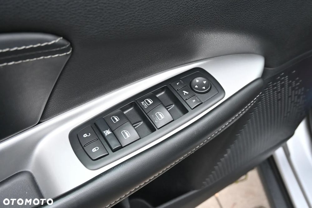 Fiat Freemont 2.0 Multijet 16V DPF Automatik Allrad Black Code - 28