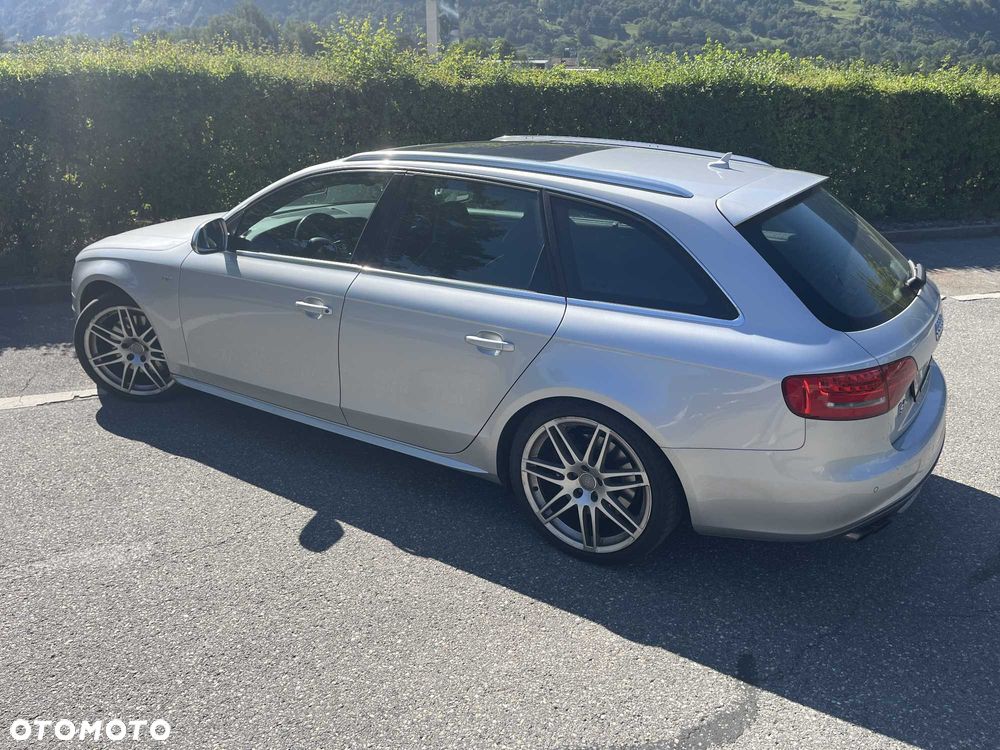 Audi S4 Avant 2010 photo 3