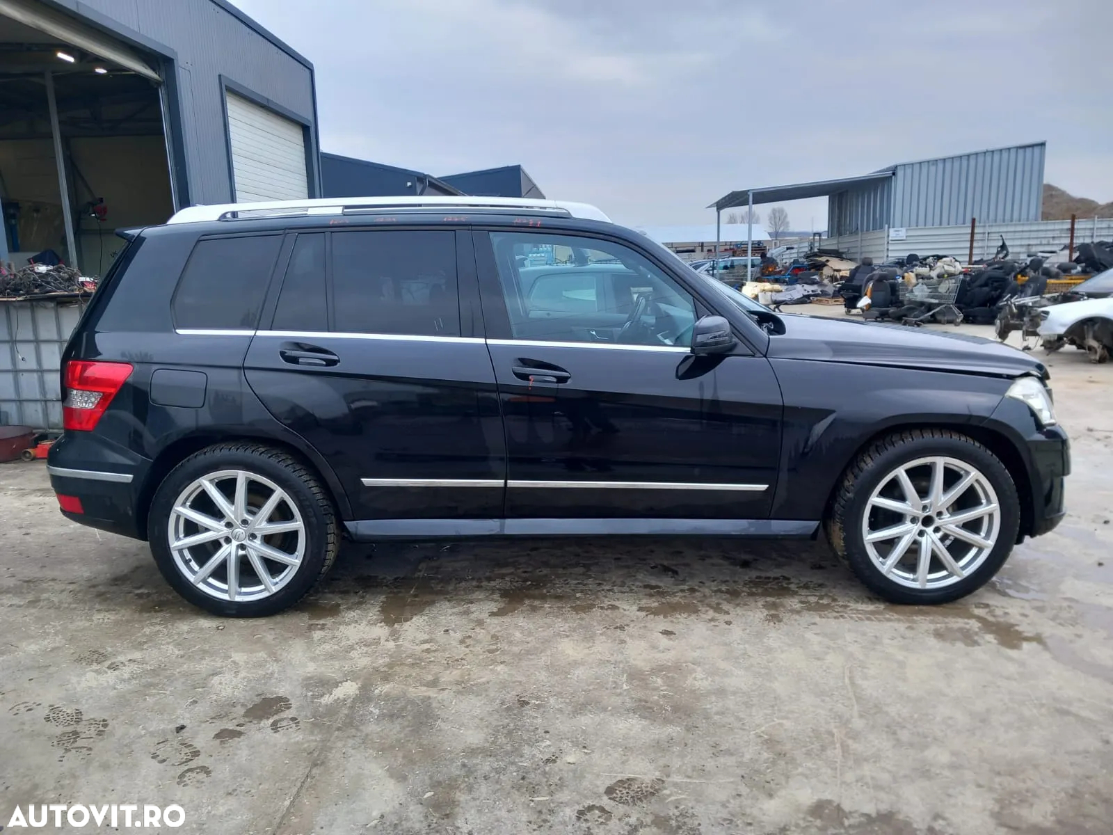 Dezmembrari / Dezmembrez Mercedes-Benz GLK X204 3.0 D642961 Cutie automata 197 (Negru obsidian - vopsea metalizată) - 3