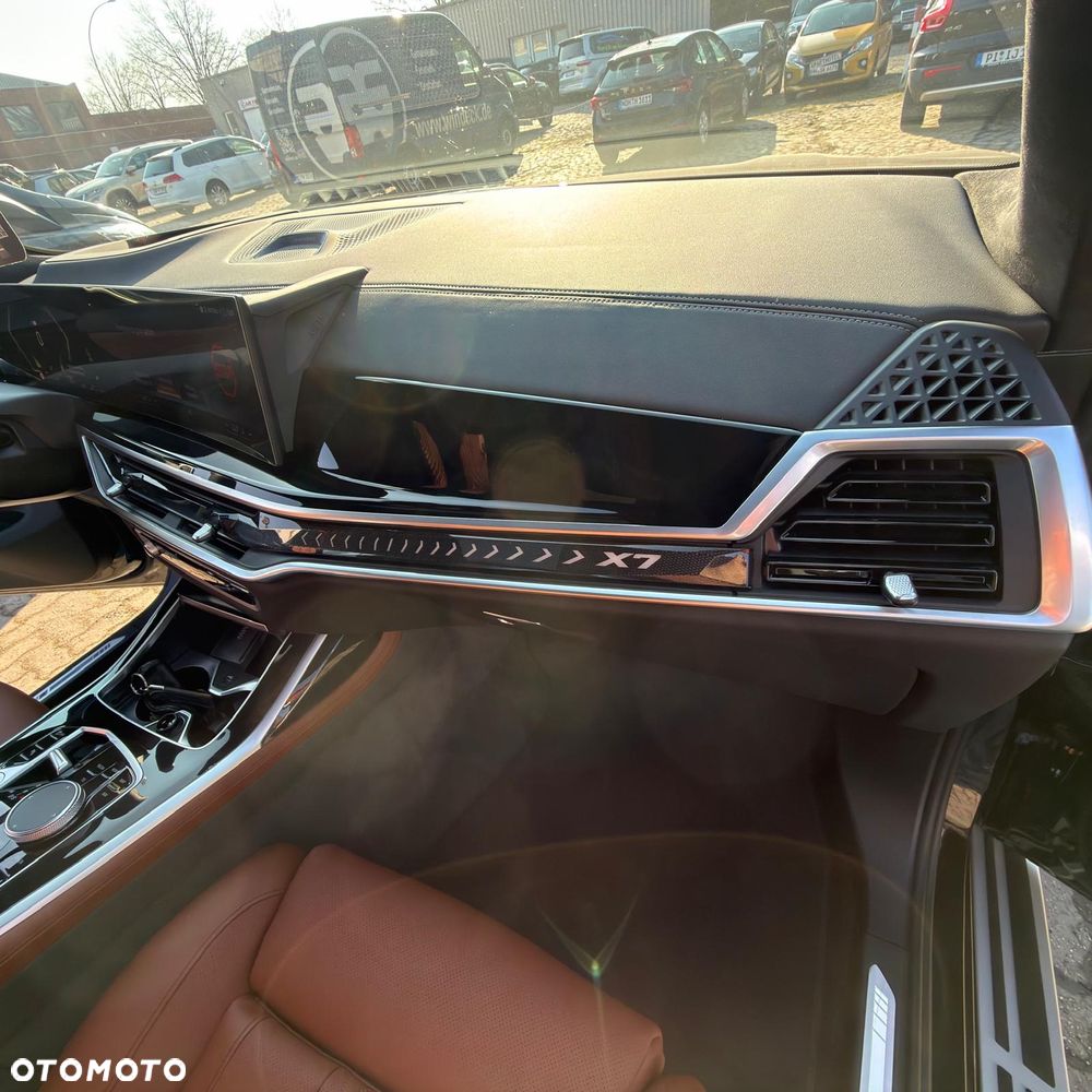 BMW X7 xDrive40i mHEV M Sport sport - 8