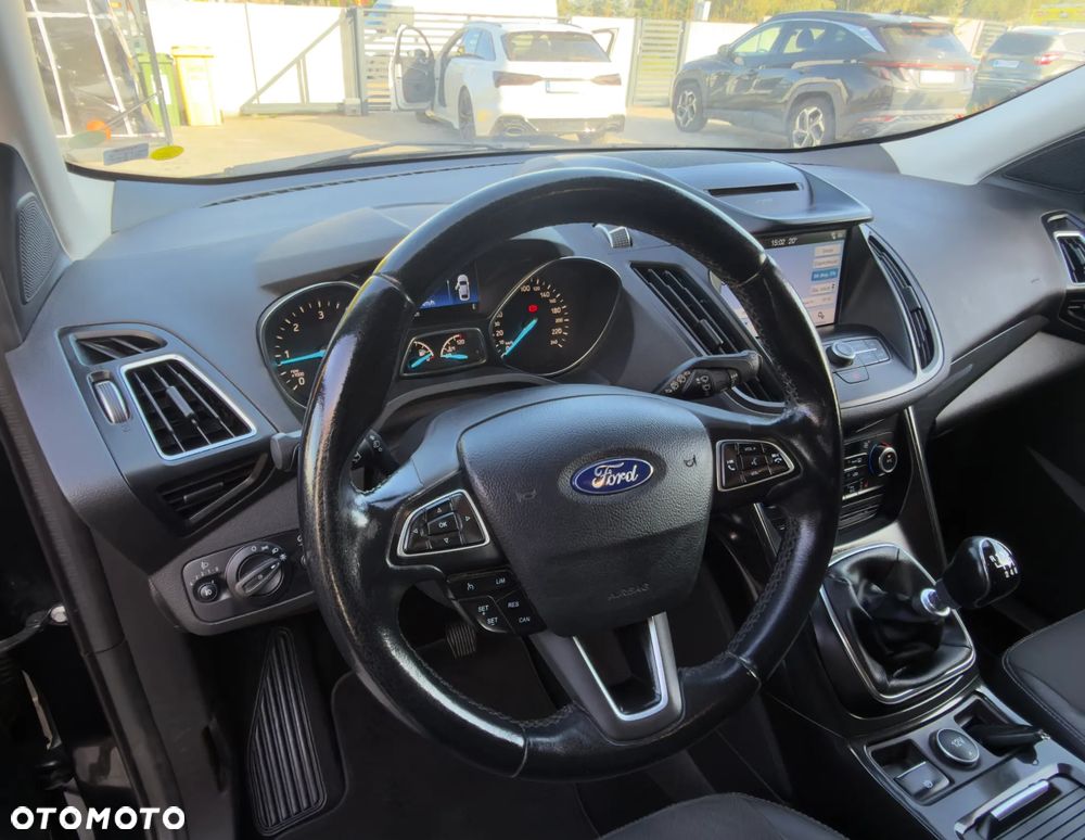 Ford Kuga 2.0 TDCi FWD Titanium - 16
