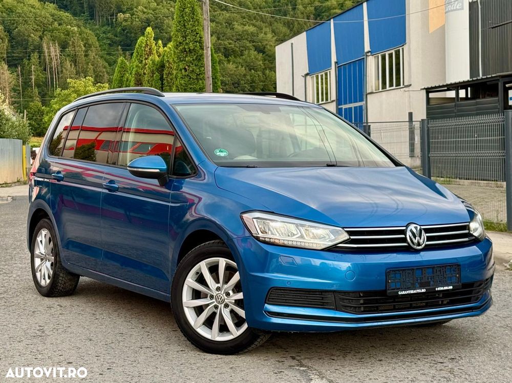Volkswagen Touran 2.0 TDI DSG Comfortline - 9