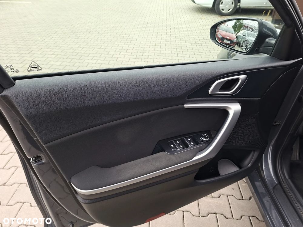Kia Ceed 1.4 T-GDI M - 9