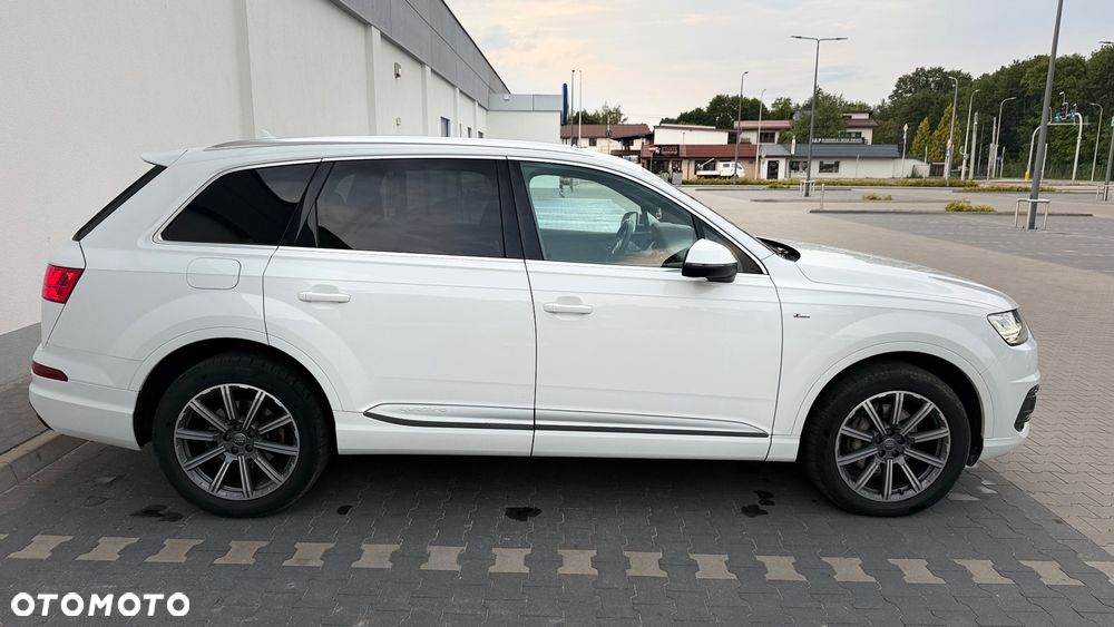 Audi Q7 3.0 TDI ultra Quattro Tiptronic - 5