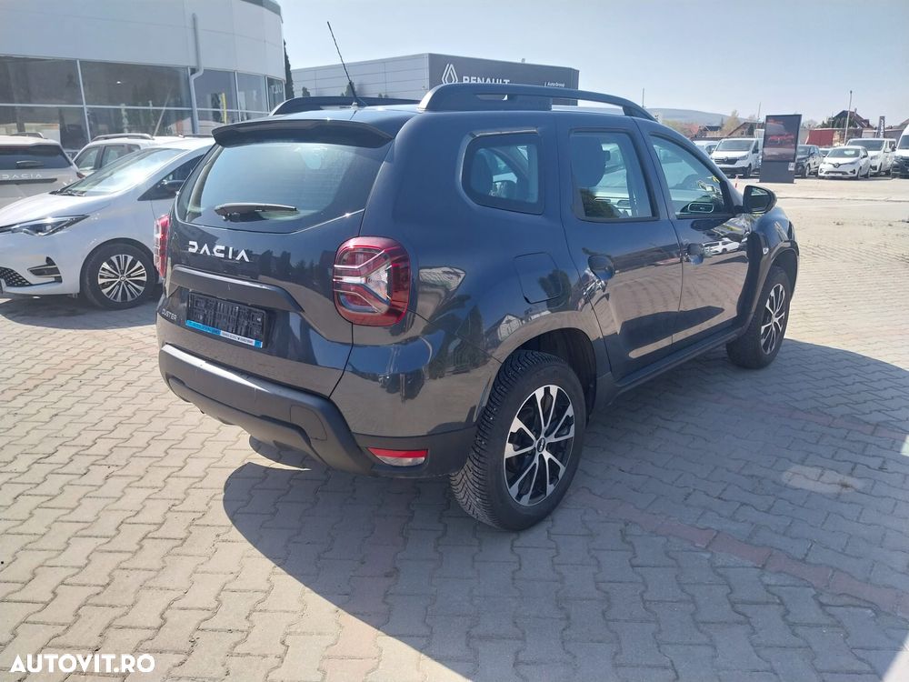 Dacia Duster TCe 90 Essential - 13