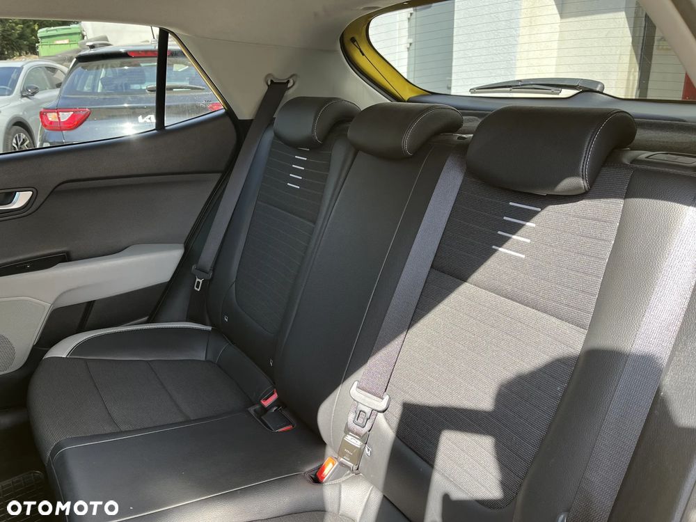 Kia Stonic 1.0 T-GDI L Business Line DCT - 16