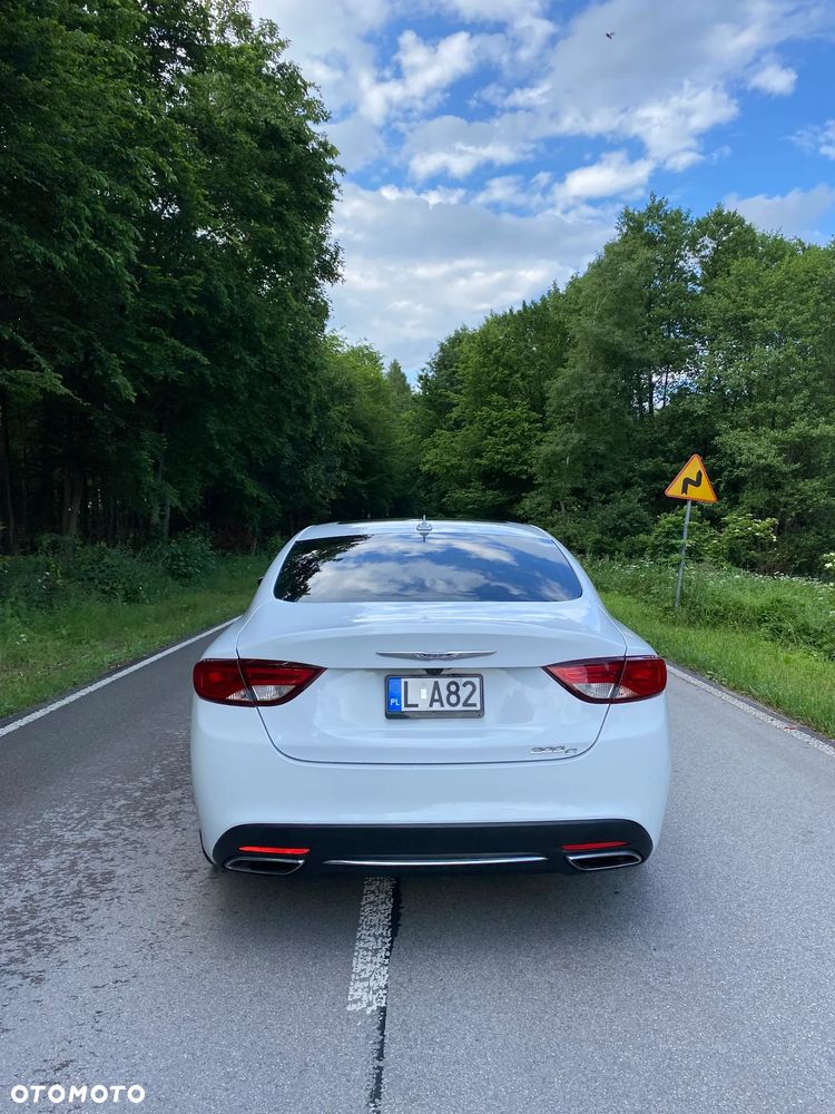 Chrysler 200 - 12