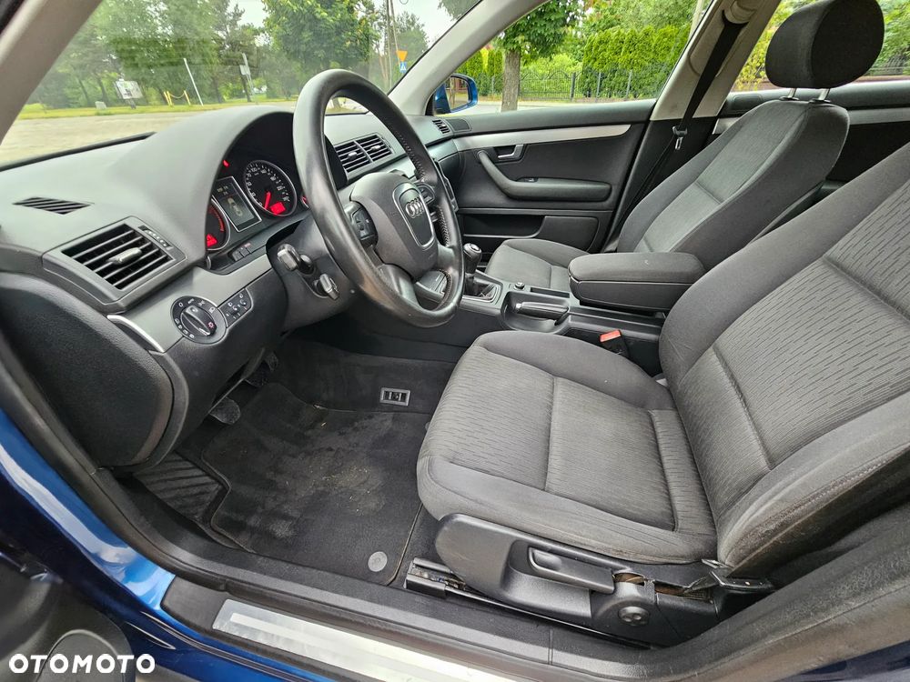 Audi A4 Avant - 8