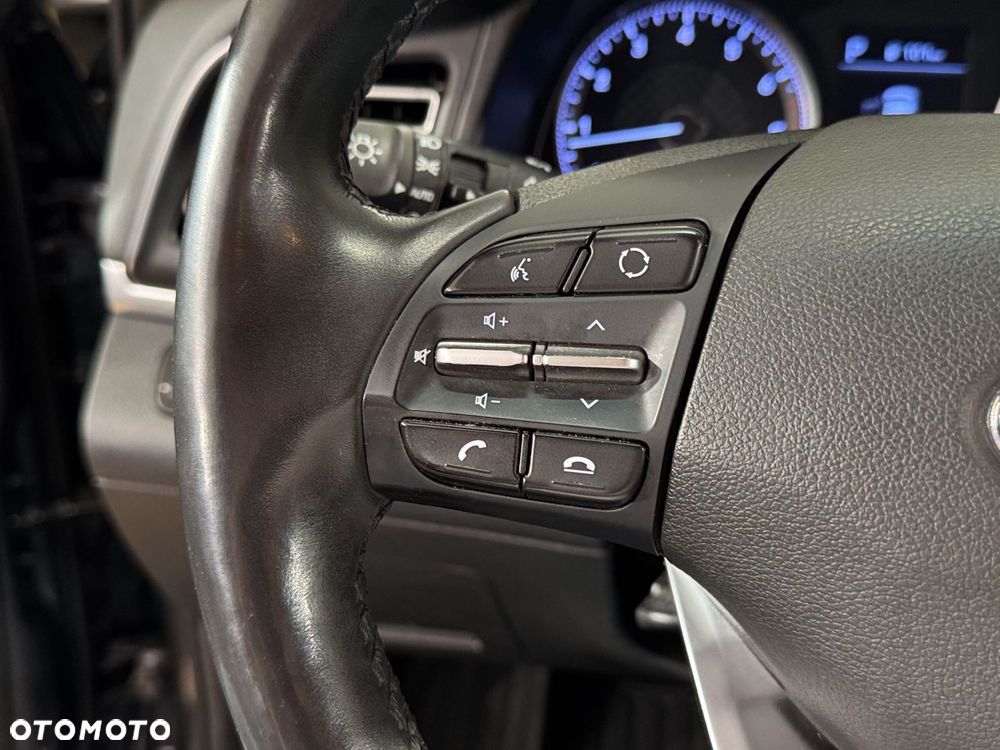 Hyundai Elantra - 19