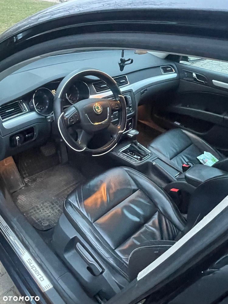 Skoda Superb 2.0 TSI DSG Elegance - 6