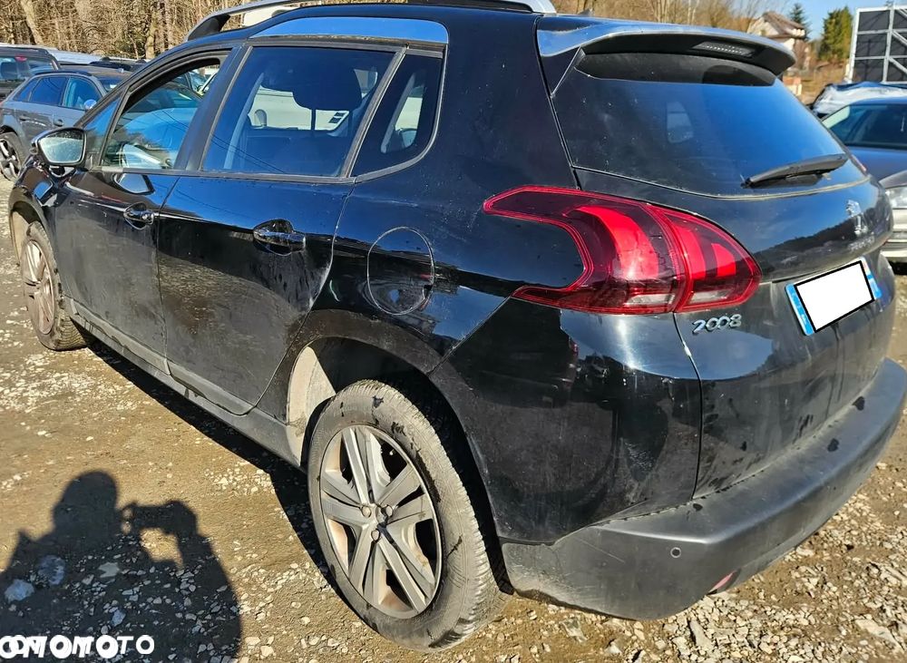 Peugeot 2008 PureTech 130 GPF Stop&Start Signature - 2