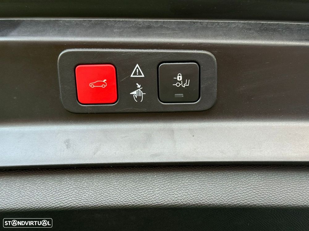 Peugeot 5008 1.2 PureTech GT EAT8 - 22