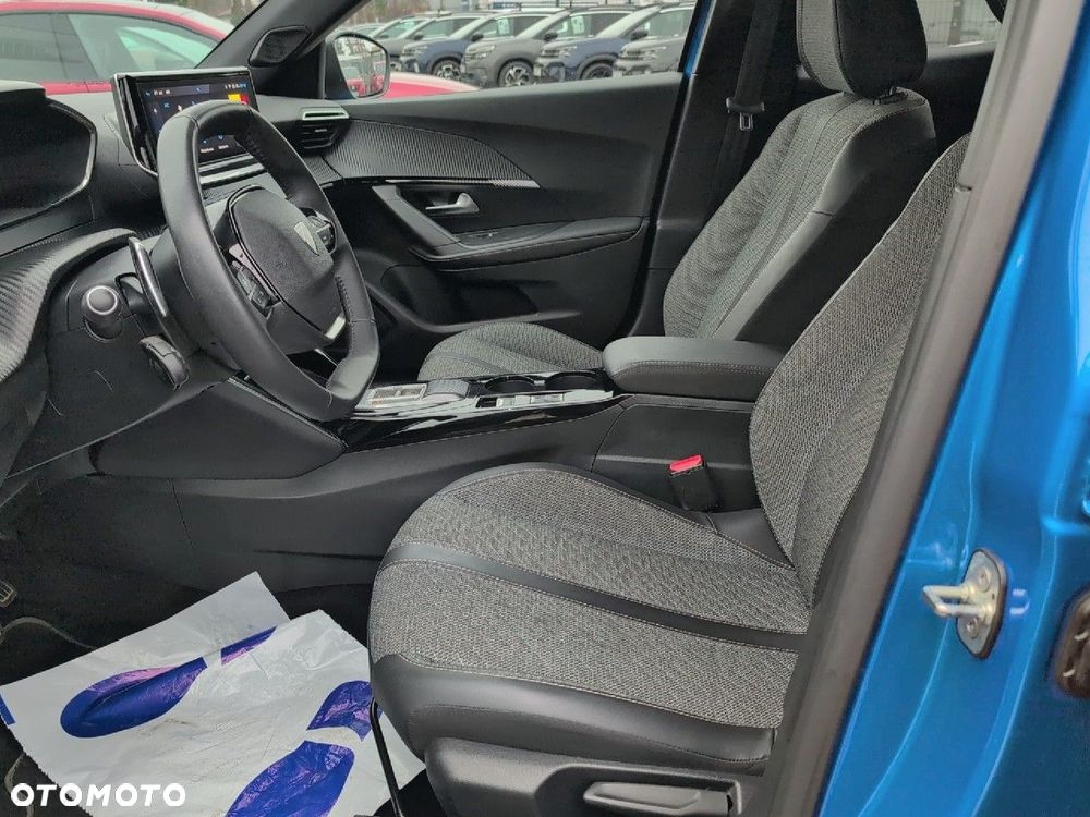 Peugeot 2008 1.2 PureTech Allure S&S EAT8 - 9