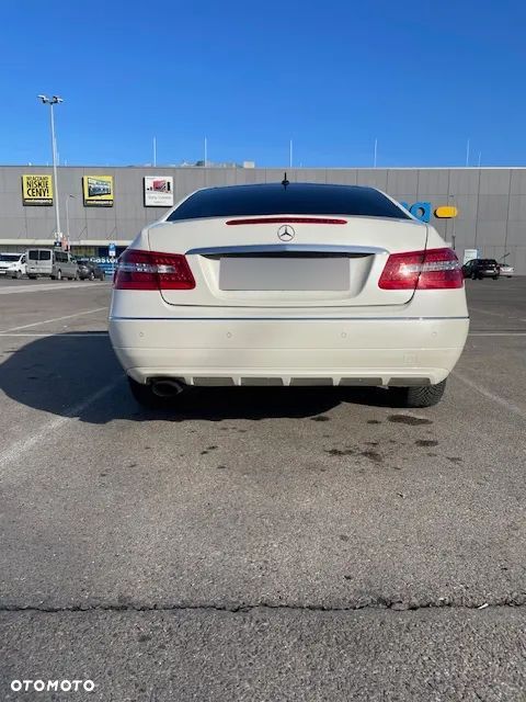 Mercedes-Benz Klasa E - 8