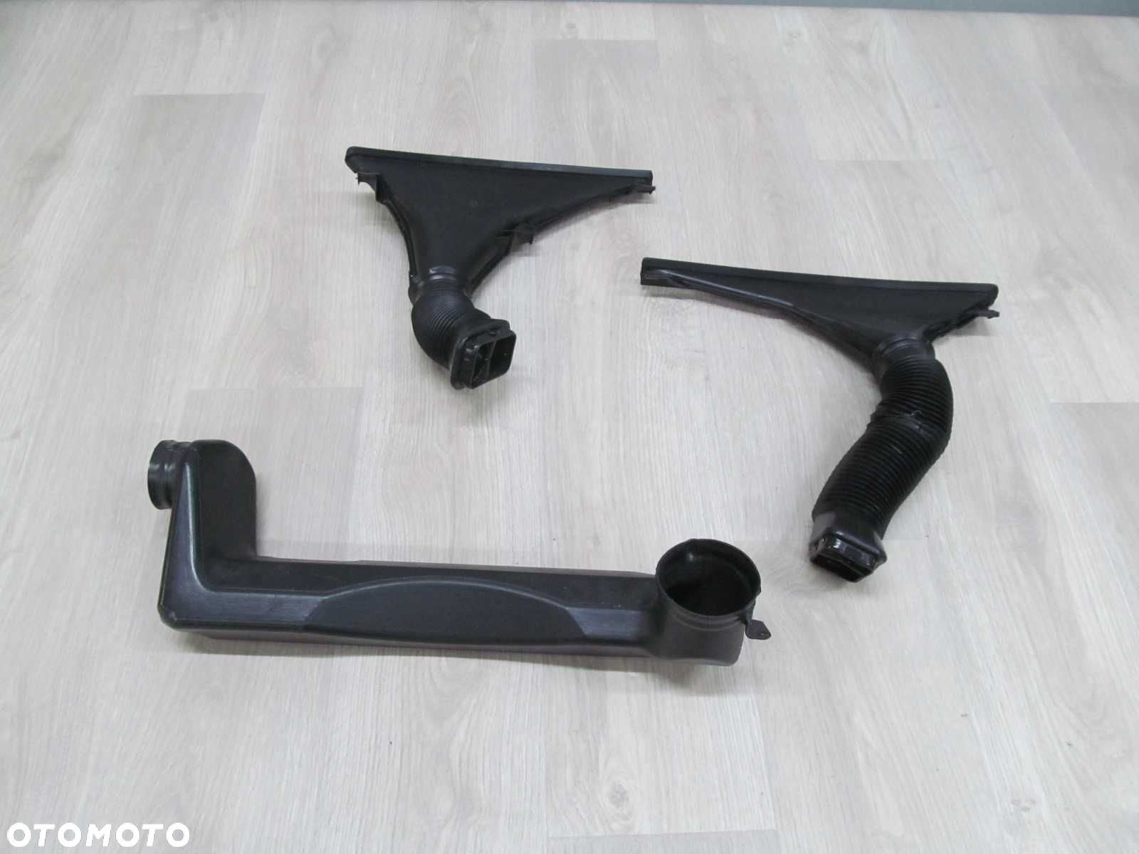 PIAGGIO PORTER HIJET PFAU 06- RURA PRZEWOD NAWIEWU - 2