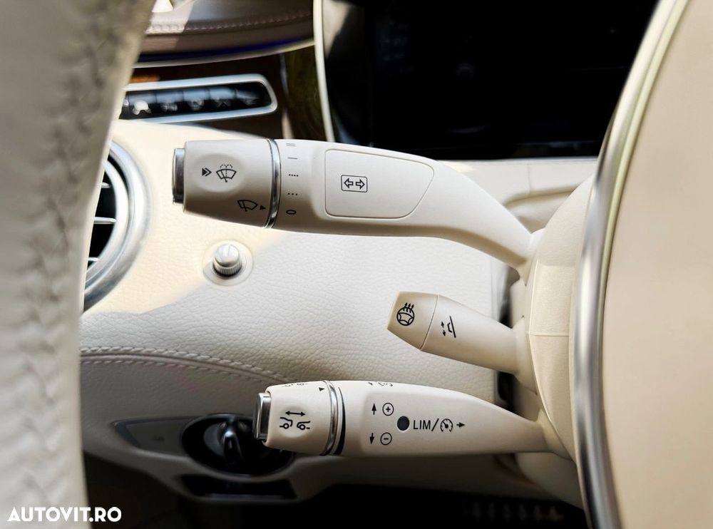 Mercedes-Benz S 500 4MATIC Coupe Aut - 11