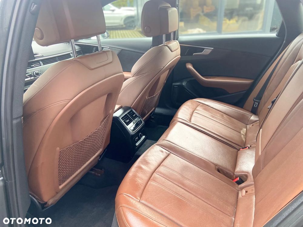 Audi A4 45 TFSI quattro S tronic S line - 18
