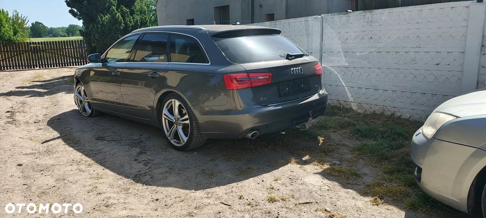 Audi A6 Avant - 13