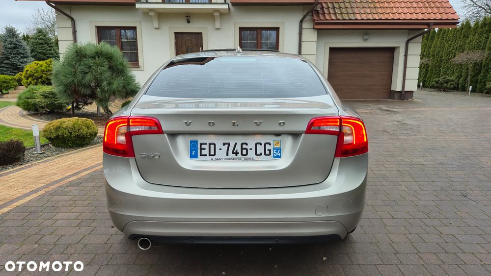 Volvo S60 D3 Geartronic Summum - 15
