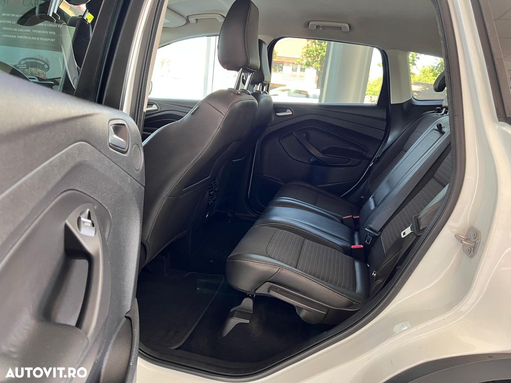 Ford Kuga - 14