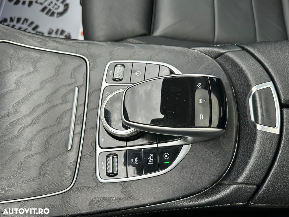 Mercedes-Benz E 220 d T 9G-TRONIC - 24