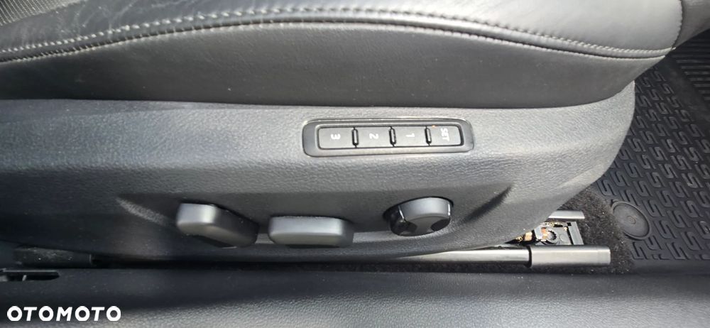 Skoda Superb 2.0 TSI 4x4 L&K DSG - 12