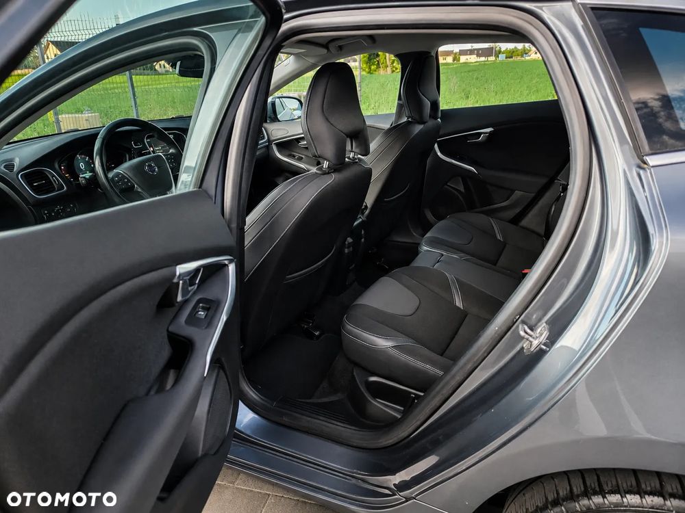 Volvo V40 D4 Drive-E Summum - 23