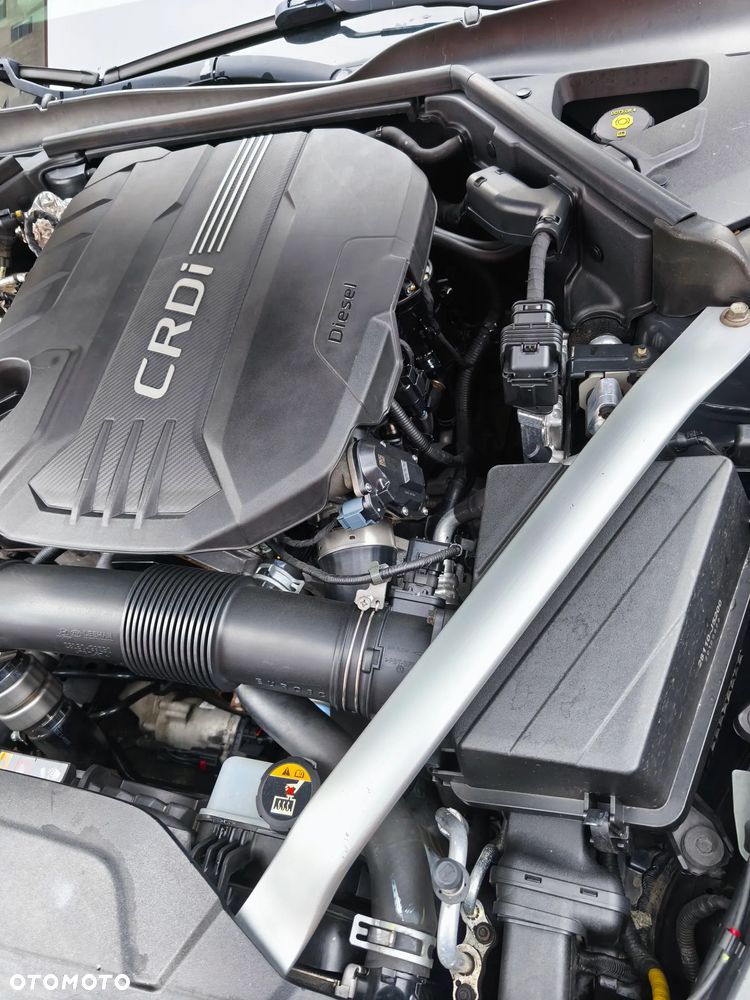 Kia Stinger 2.2 CRDI AWD GT Line - 6