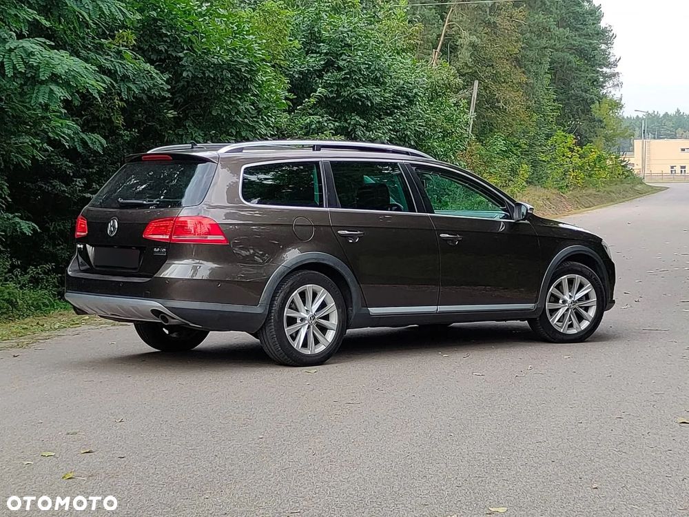 Volkswagen Passat Alltrack 2.0 TDI 4Mot DSG - 9