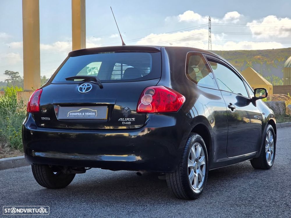 Toyota Auris 1.4 D4D AC - 3