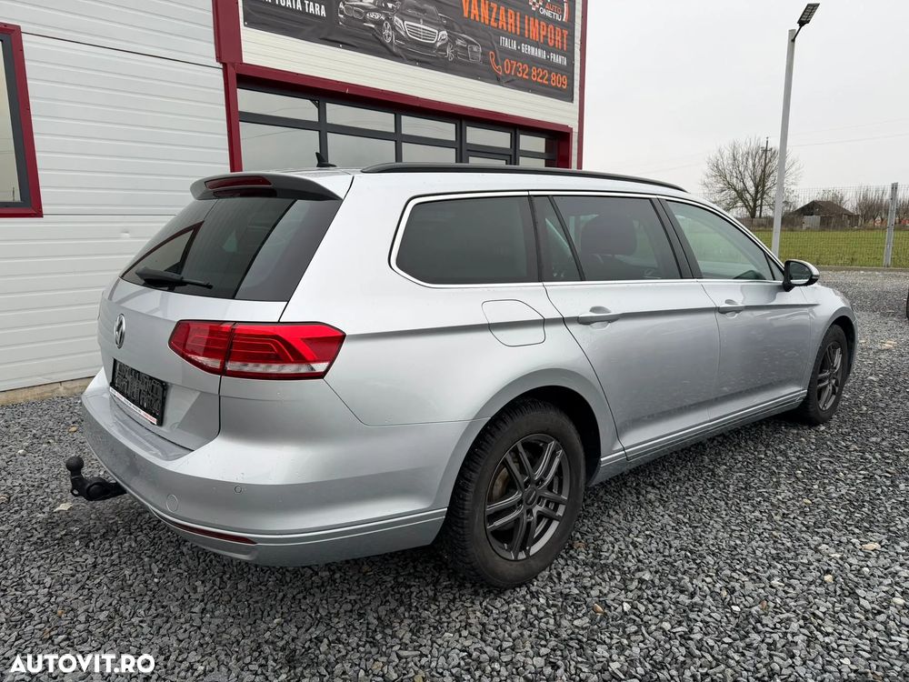 Volkswagen Passat Variant 1.6 TDI SCR DSG Comfortline - 4