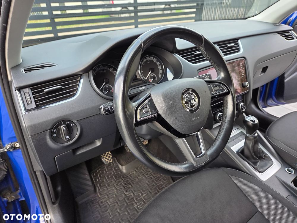 Skoda Octavia 1.6 TDI SCR Clever - 33