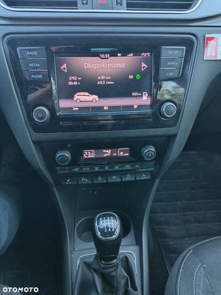 Skoda RAPID 1.0 TSI Style - 29