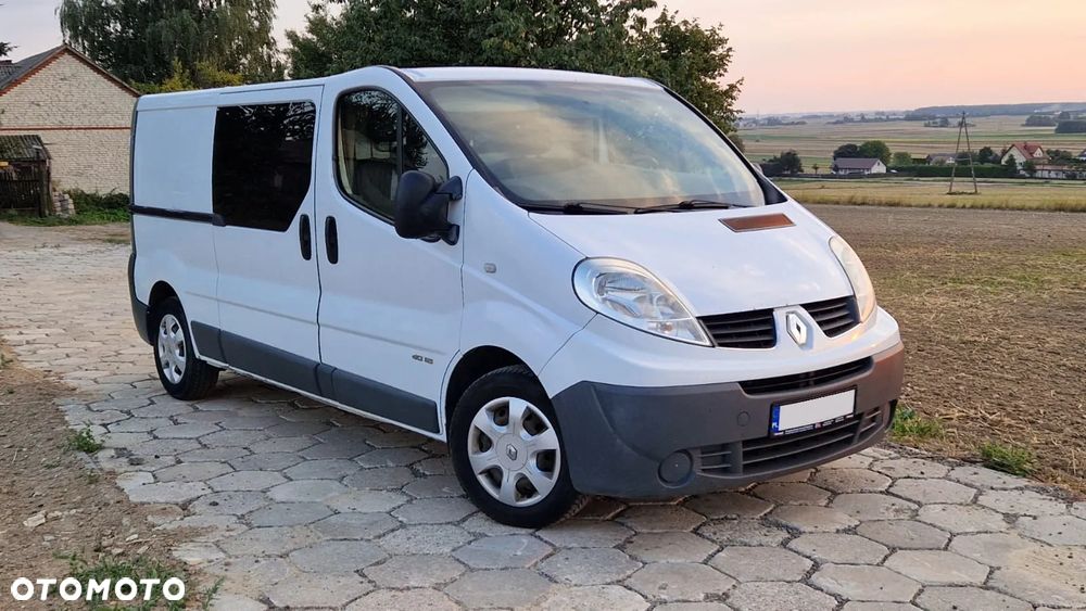 Renault Trafic - 2