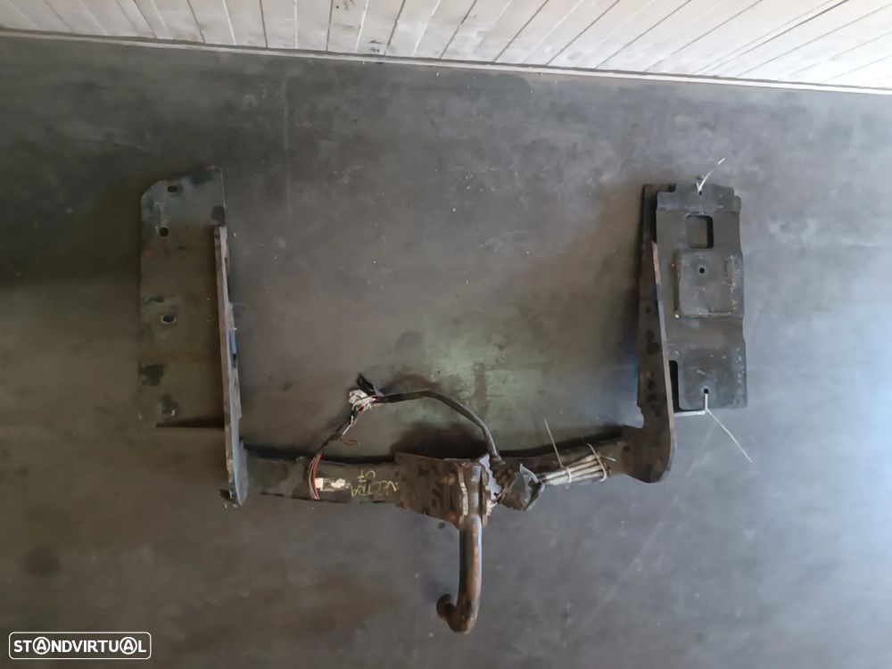 ENGATE / BOLA DE REBOQUE OPEL VECTRA C - 1