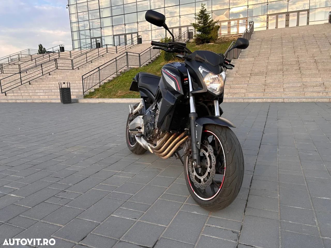 Honda CB 650R - 1