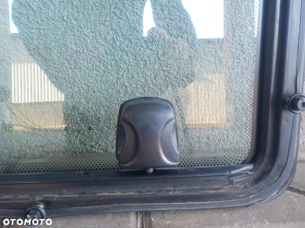 VW T4 SZYBA LEWA ODSUWANA PRZESUWNA BOCZNA - 4