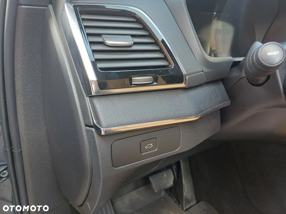 Volvo XC 90 B5 D AWD Plus Bright - 16