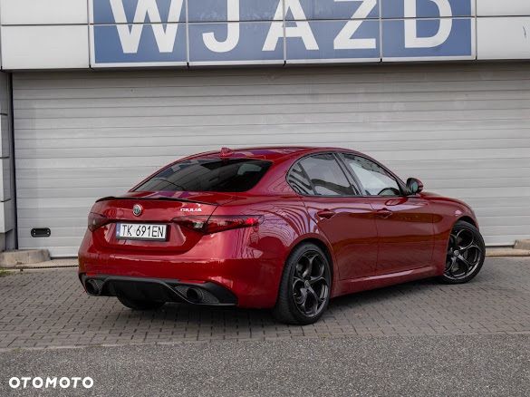 Alfa Romeo Giulia 2.0 Turbo 16V AT8 Veloce Ti - 6