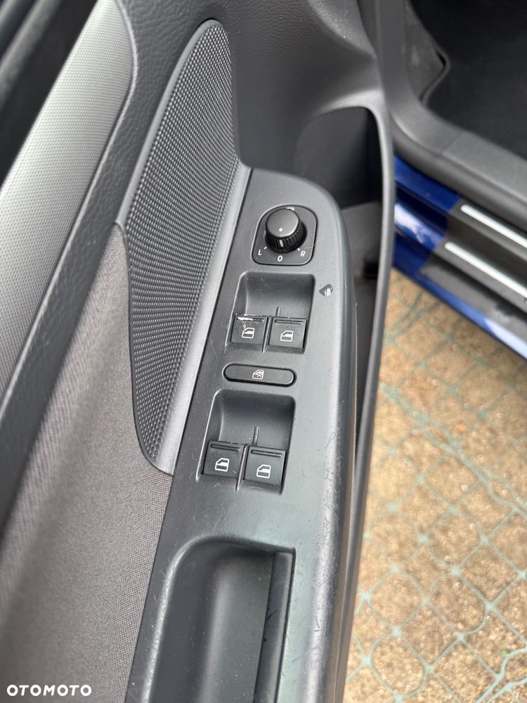 Volkswagen Jetta 1.9 TDI DPF Comfortline - 14