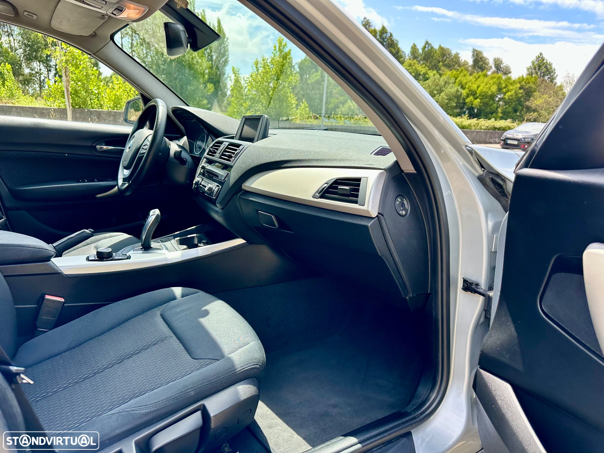 BMW 116 d Advantage Auto - 27