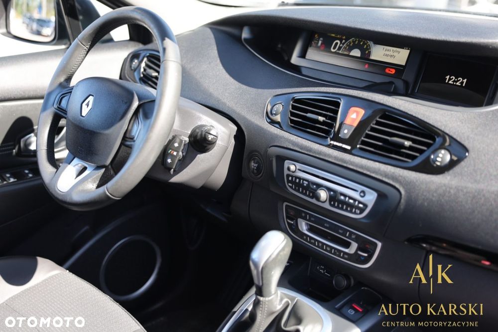 Renault Scenic - 21