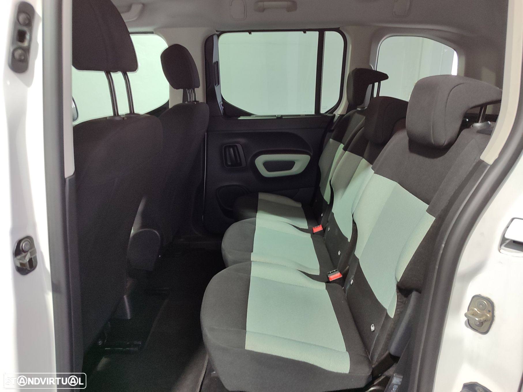 Citroën Berlingo 1.5 BlueHDi M Shine Pack - 17