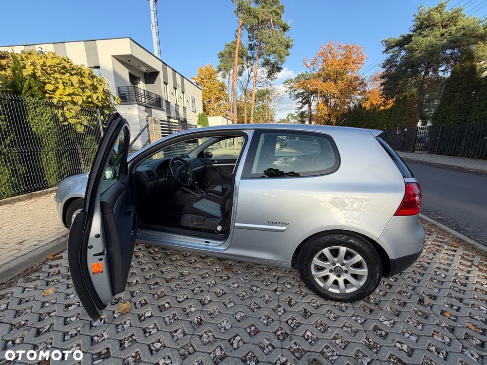 Volkswagen Golf 1.9 TDI Comfortline - 14
