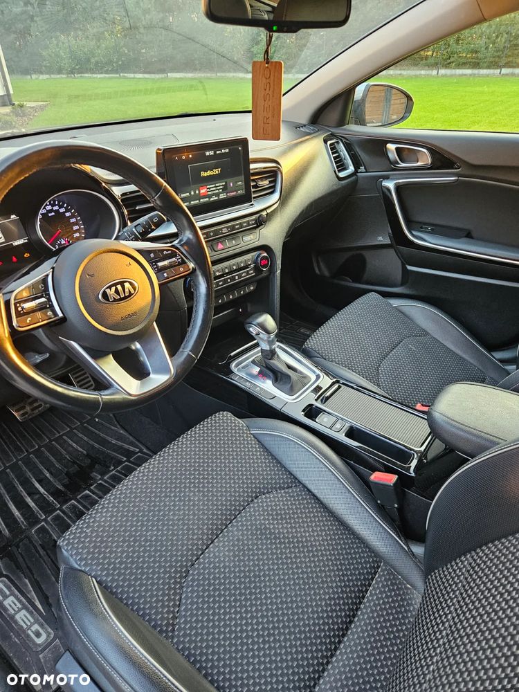 Kia Ceed 1.4 T-GDI L Business Line DCT - 6