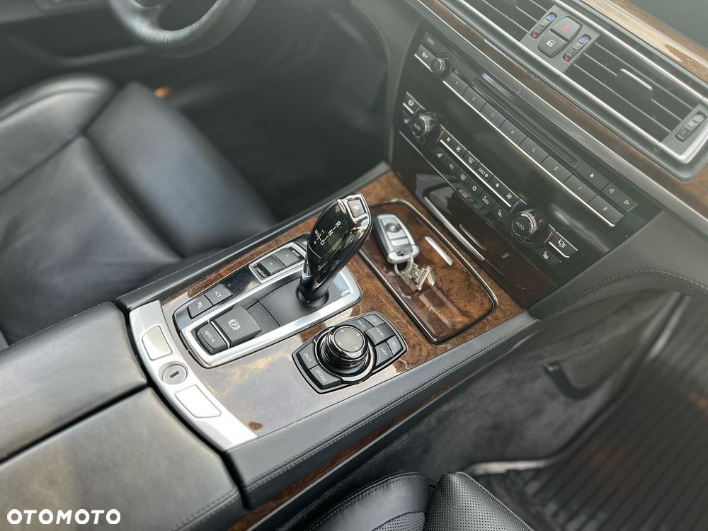 BMW Seria 7 760Li - 20