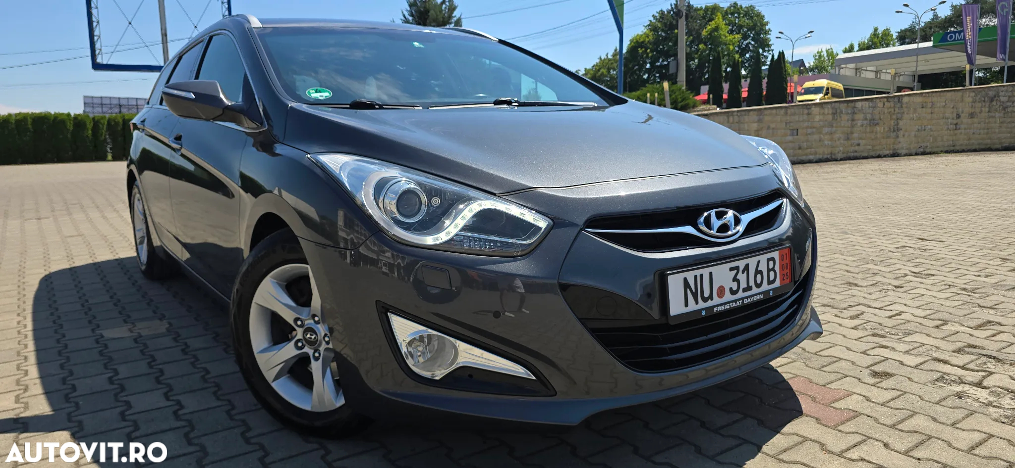 Hyundai i40 Kombi 1.7 CRDi DCT Premium - 7