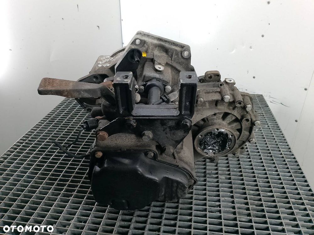 SKRZYNIA BIEGÓW MANUALNA 5 SKODA RAPID II RSY 1.6 TDI 115KM - 4