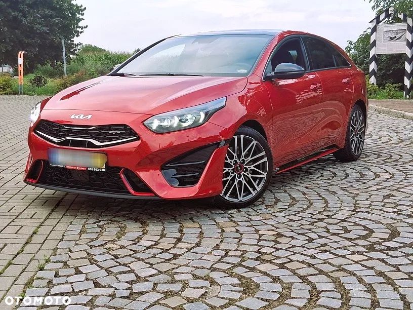 Kia ProCeed 1.6 T-GDI GT DCT - 9