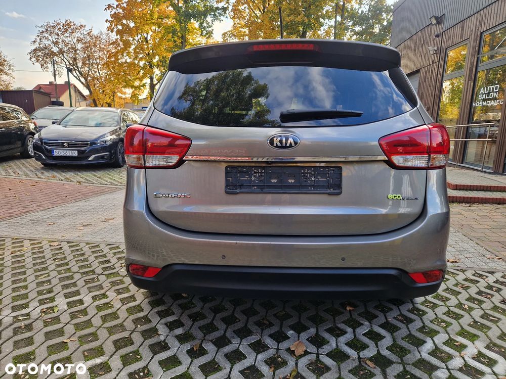 Kia Carens 1.7 CRDi S 7os EU6 - 18